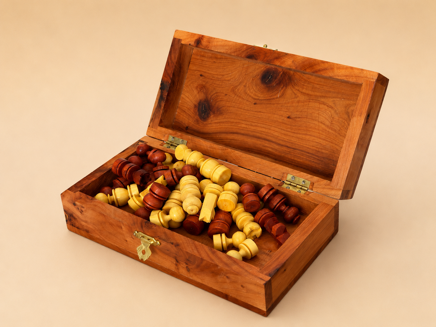 Handgemaakt Opvouwbaar Schaakbord uit Essaouira – Houten Schaakbord 20cm