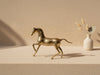 Handgemaakt messing paardenbeeld met handgravure uit Marokko