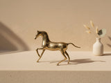 Handgemaakt messing paardenbeeld met handgravure uit Marokko